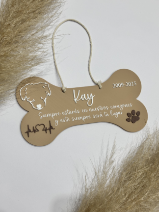 Placa homenaje para mascotas